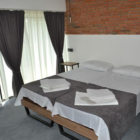 Hotel Baratashvili 12 Tbilisi Exterior photo